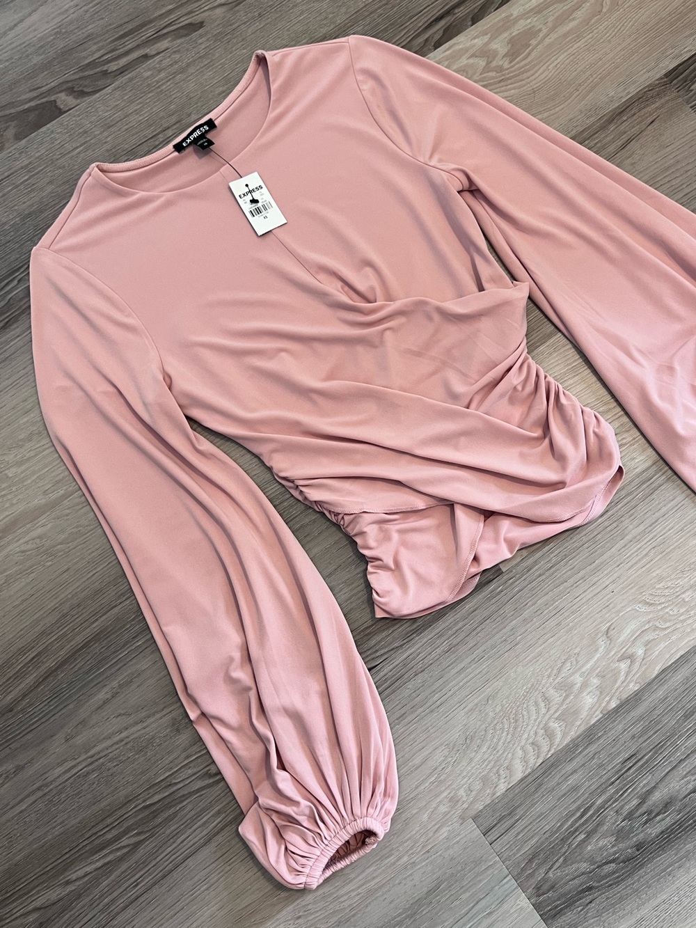 Express Dusty Pink Ruched Blouson Sleeve Top